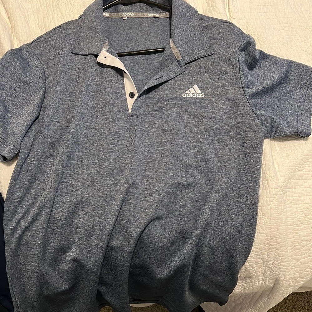 Médium blue mens addidas polo